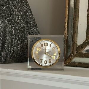 Seth Thomas Vintage Lucite Clock